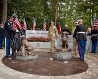 fallenwarriormemorialdogmemorial2611